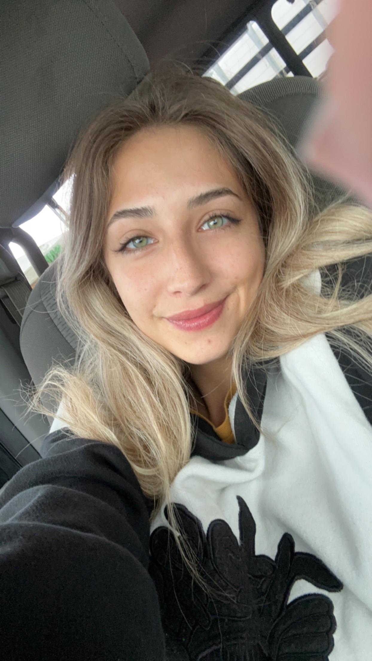 Jessica L., Toronto